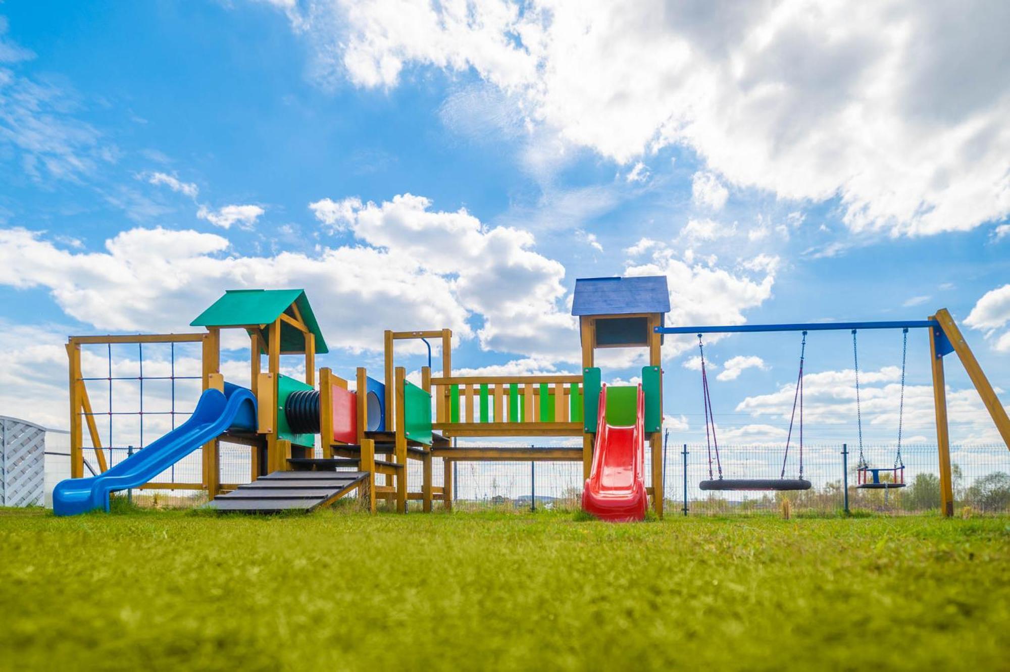 Olivina Park Spa - Domki Z Dostepem Do Krytego Basenu, Saun, Wyzywienia I Atrakcji Dla Dzieci Niechorze Exterior foto