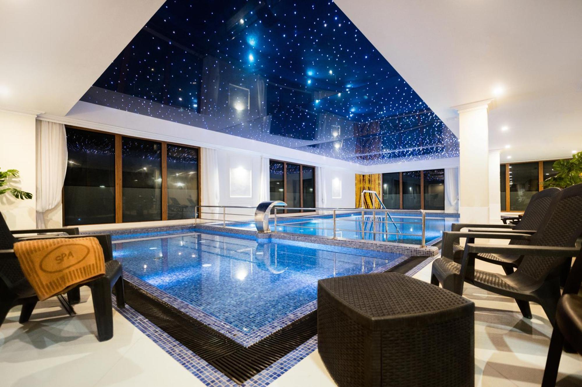 Olivina Park Spa - Domki Z Dostepem Do Krytego Basenu, Saun, Wyzywienia I Atrakcji Dla Dzieci Niechorze Exterior foto