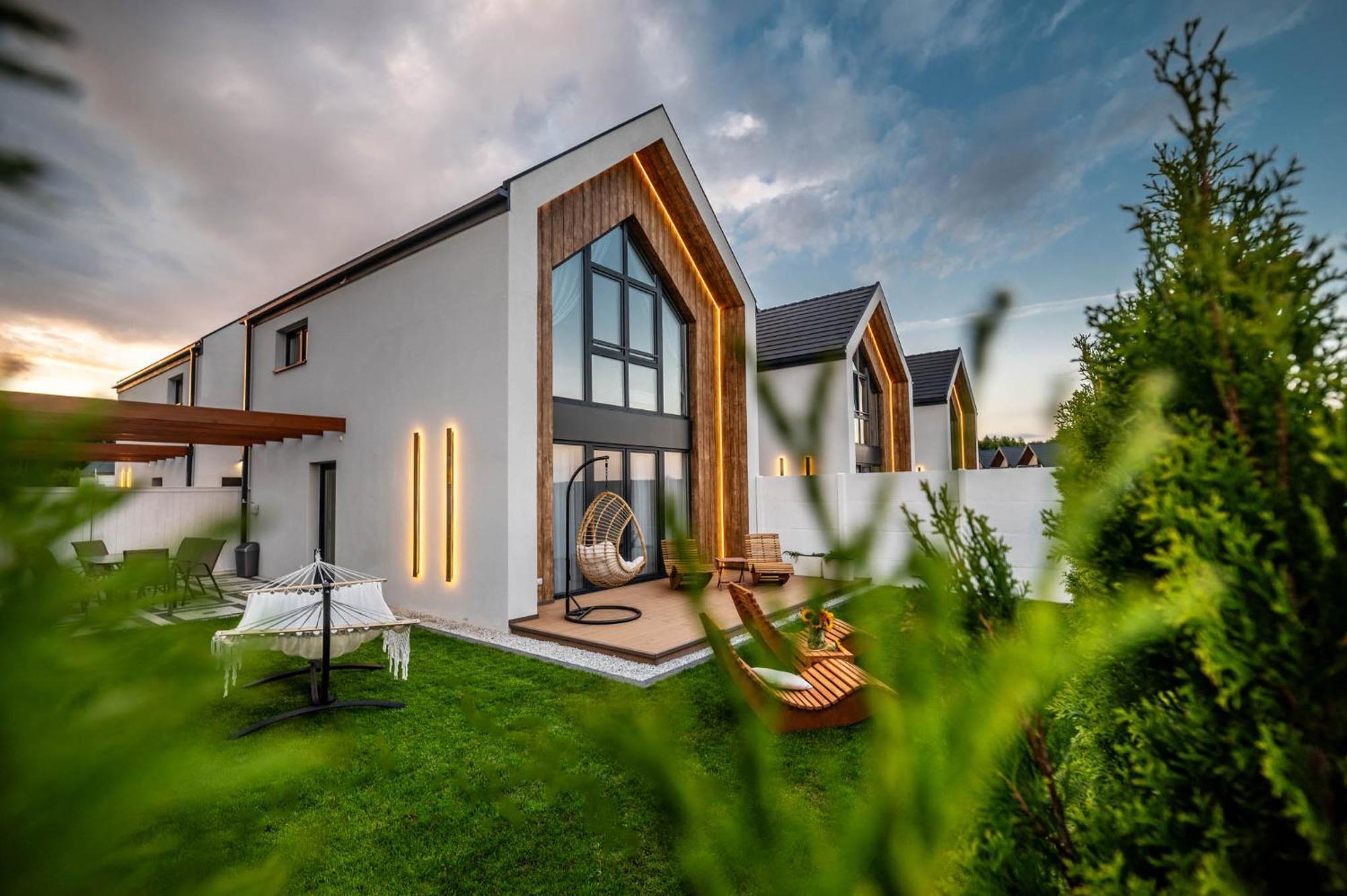 Olivina Park Spa - Domki Z Dostepem Do Krytego Basenu, Saun, Wyzywienia I Atrakcji Dla Dzieci Niechorze Exterior foto